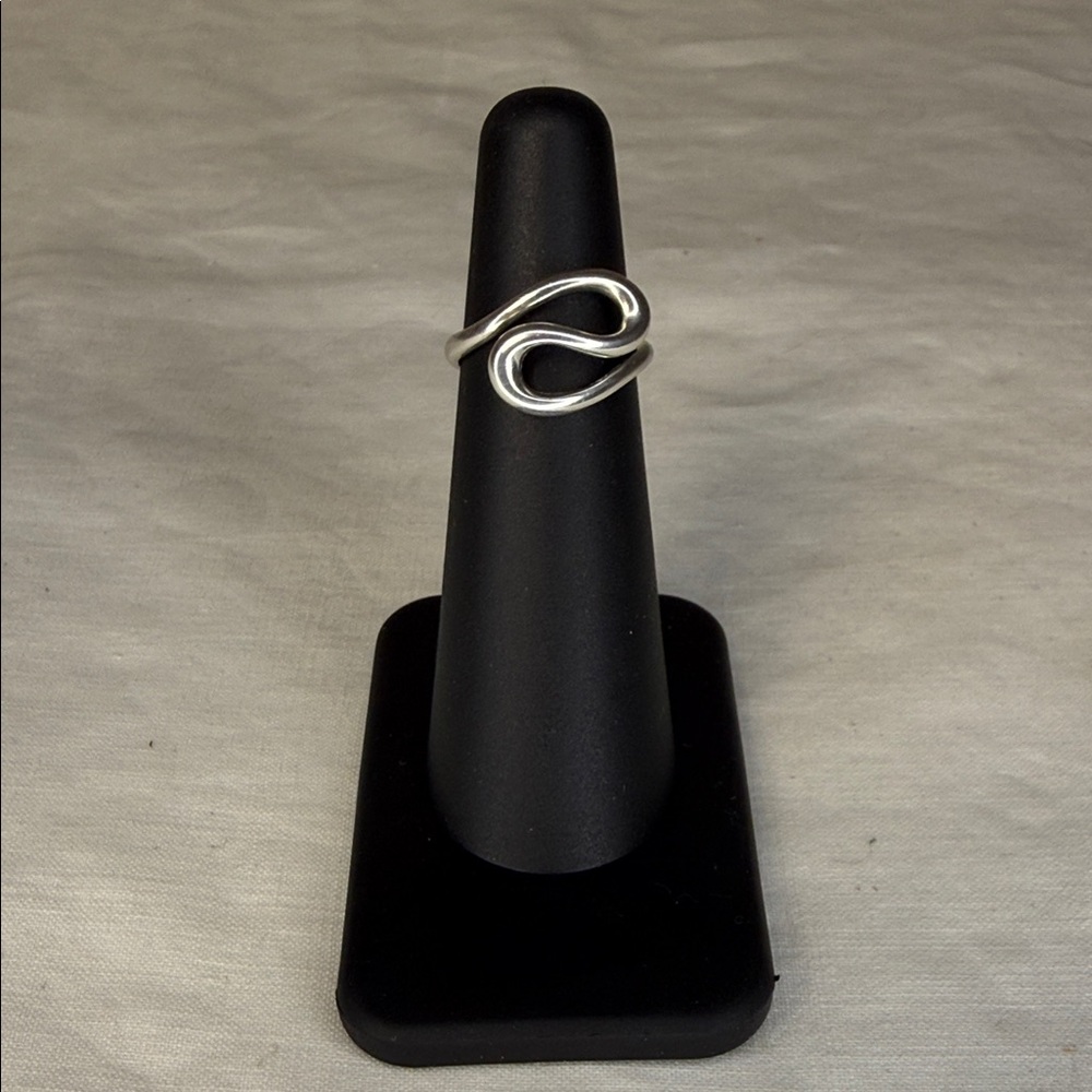 Tiffany & Co. Elsa Peretti Eternal Circle Ring Sterling Silver Size 4
